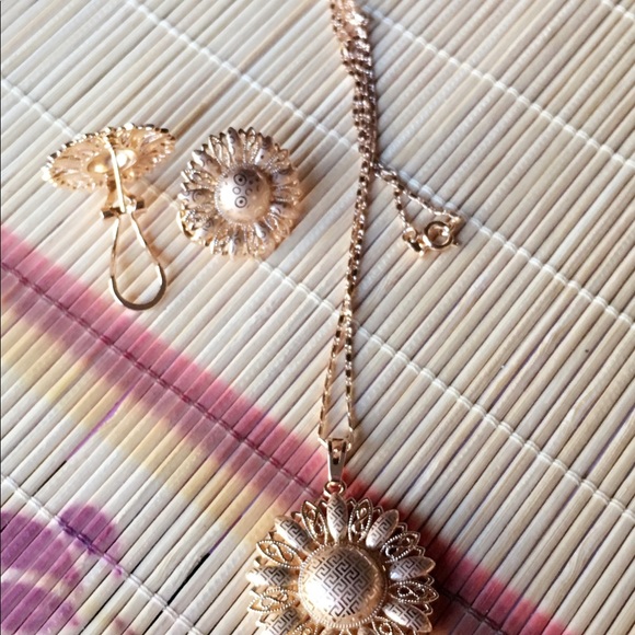 Brand New Gold Plated Jewelry Sets - Picture 5 of 5